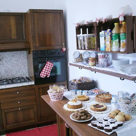B&B Lefarfalle Ferrara Buitenkant foto