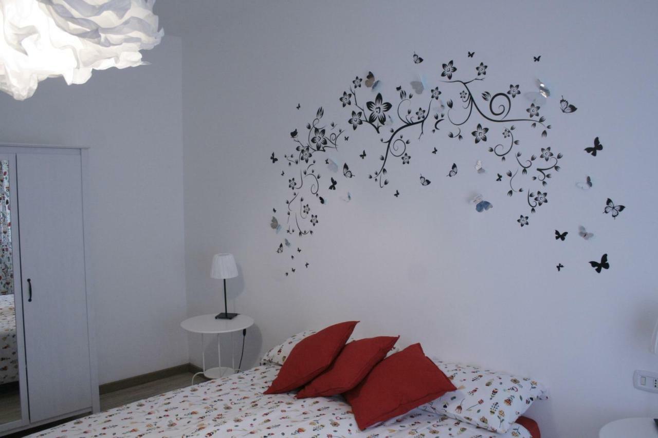 B&B Lefarfalle Ferrara Buitenkant foto