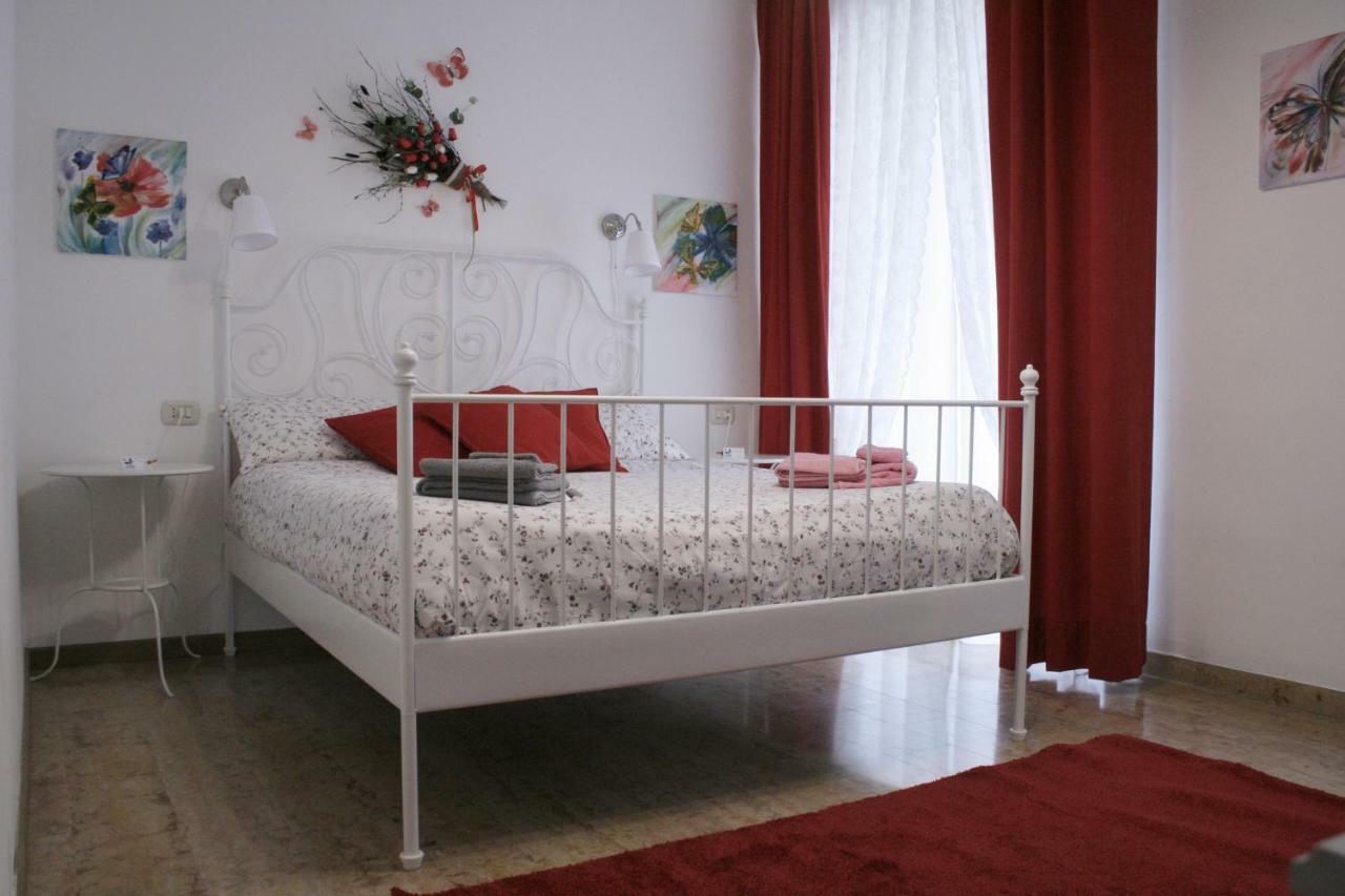 B&B Lefarfalle Ferrara Buitenkant foto